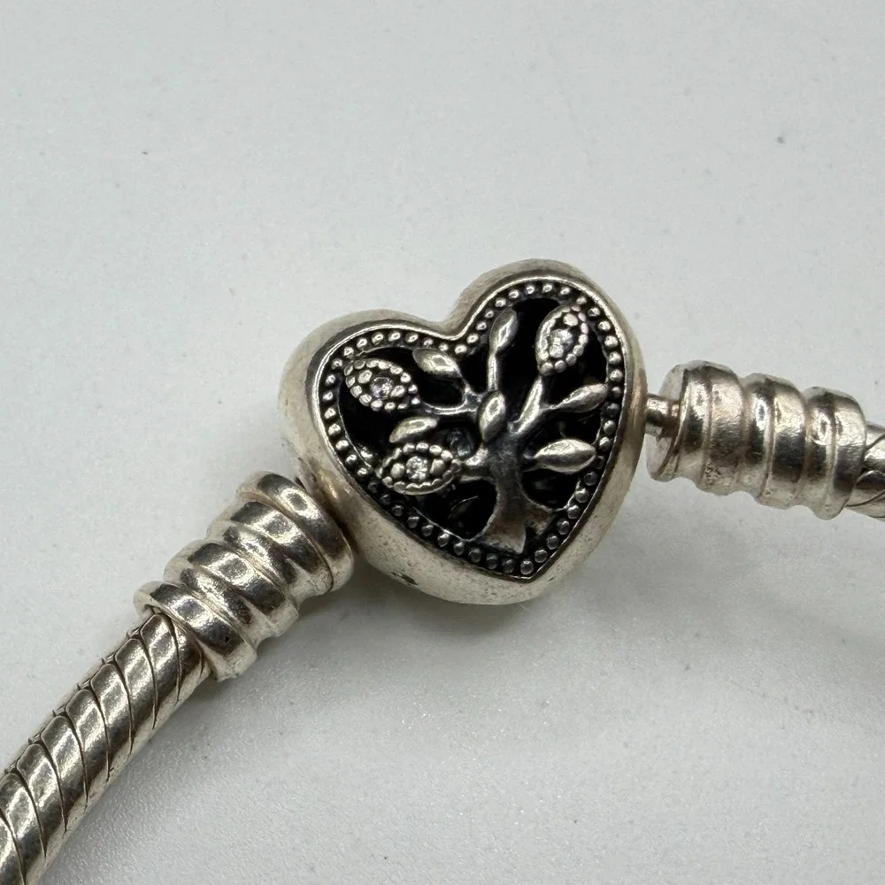 Silver Tone Snake Chain Charm Bracelet Heart Family Clasp European Style Gift
